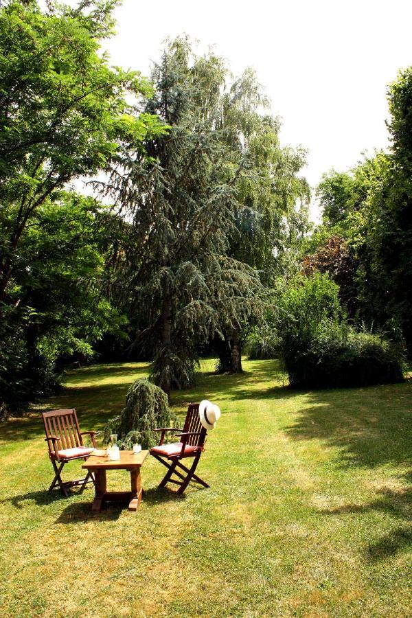 Au Plech Bed & Breakfast Mont-d'Astarac Exterior photo